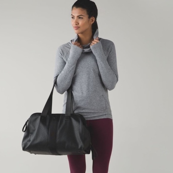 LULULEMON Make A Move Long Sleeve Funnel Neck Pullover - Picture 6 of 10